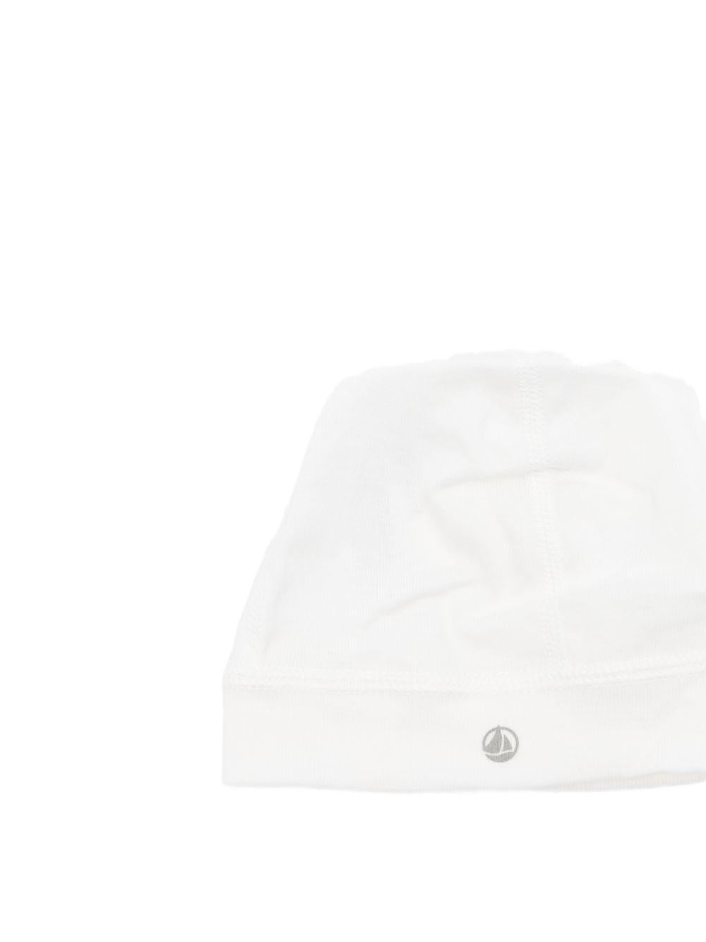 Berretto per neonati Petit Bateau bianco con logo sul davanti - Rubino Kids
