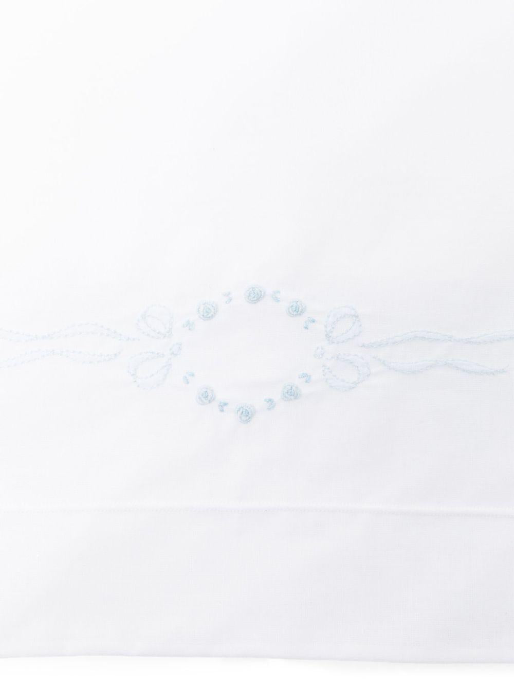 Coperta ricamata per neonati Mariella Ferrari bianco con dettagli azzurri - Rubino Kids