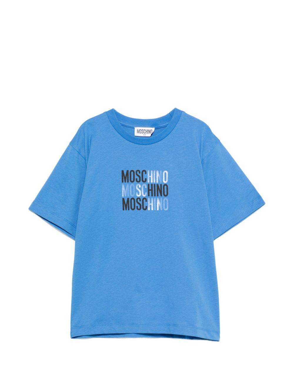 T-shirt per bambini Moschino Kids azzurro con logo sul davanti H5M05GLAA23 40630 MOSCHINO KIDS