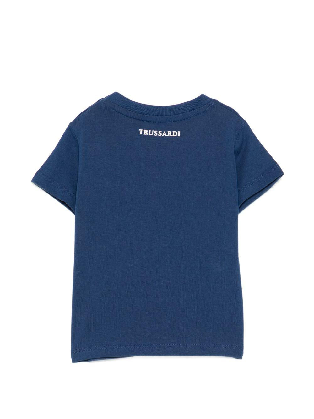 T-shirt per neonato Trussardi Junior blu con logo sul davanti TIP26048TS BLUE EST. TRUSSARDI JUNIOR