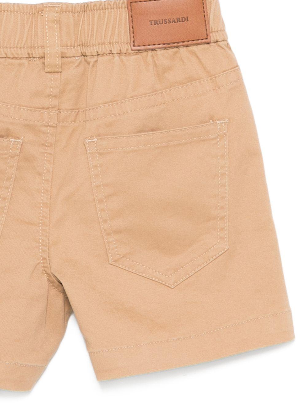 Shorts per neonato Trussardi Jeans beige con passanti per cintura TIP26074BE BROWN MAC. TRUSSARDI JUNIOR