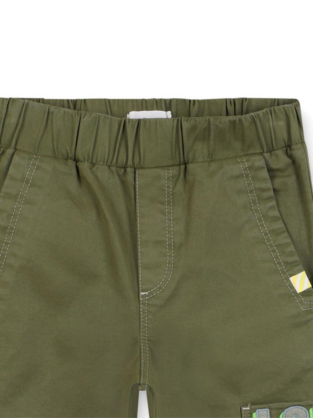 Pantaloni per bambino Billieblush verde con dettaglio Love ricamato - Rubino Kids