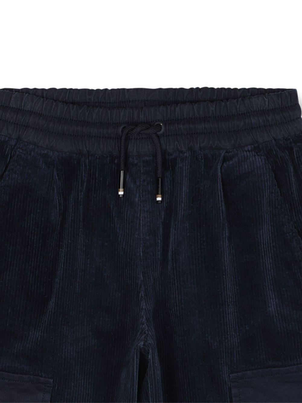 Pantaloni per bambino Boss Kids blu con tasche cargo - Rubino Kids