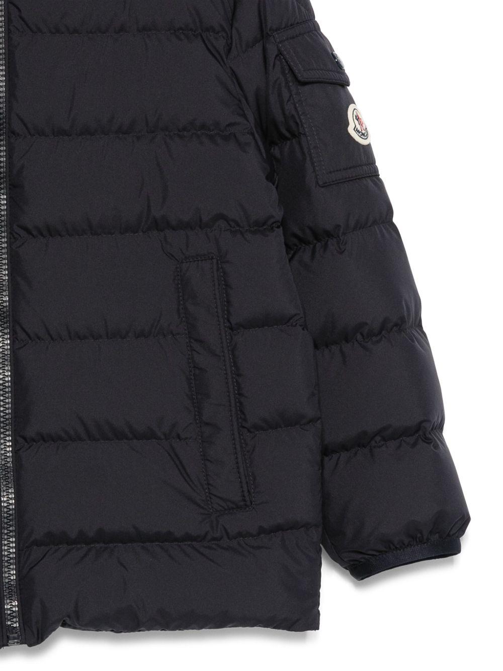 Piumino per bambino Moncler Enfant blu con applicazione - Rubino Kids