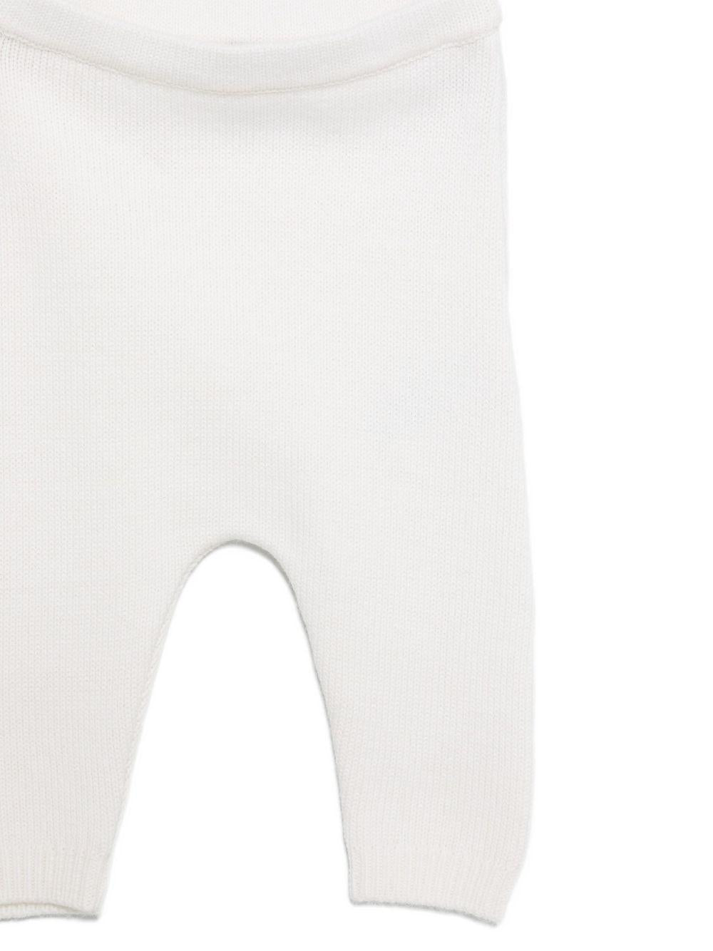 Set di t-shirt e pantaloni per neonati Petit Bateu bianco con ricamo a cuore - Rubino Kids