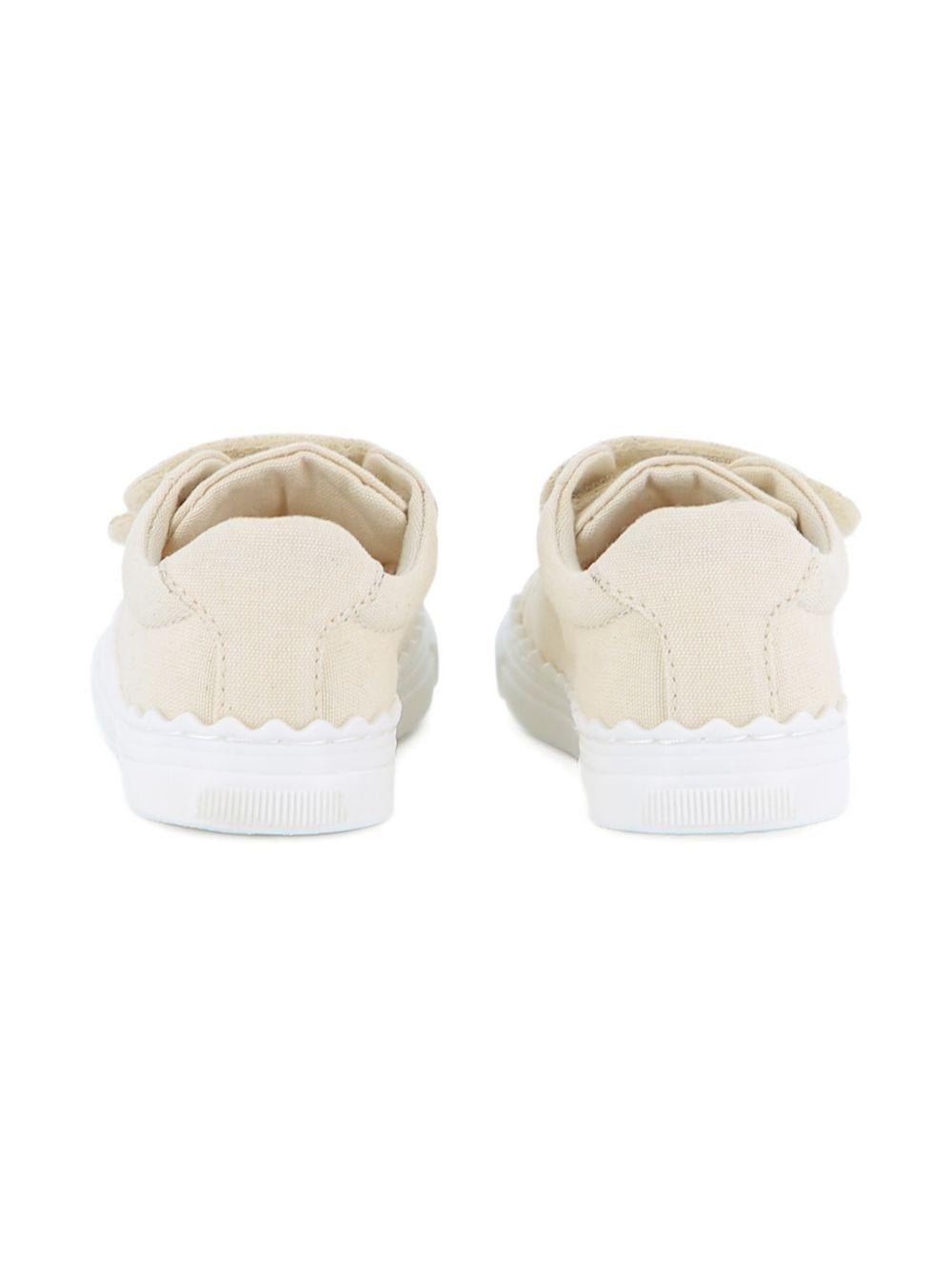 Sneakers per bambina Chloé Kids beige con ricamo con logo - Rubino Kids
