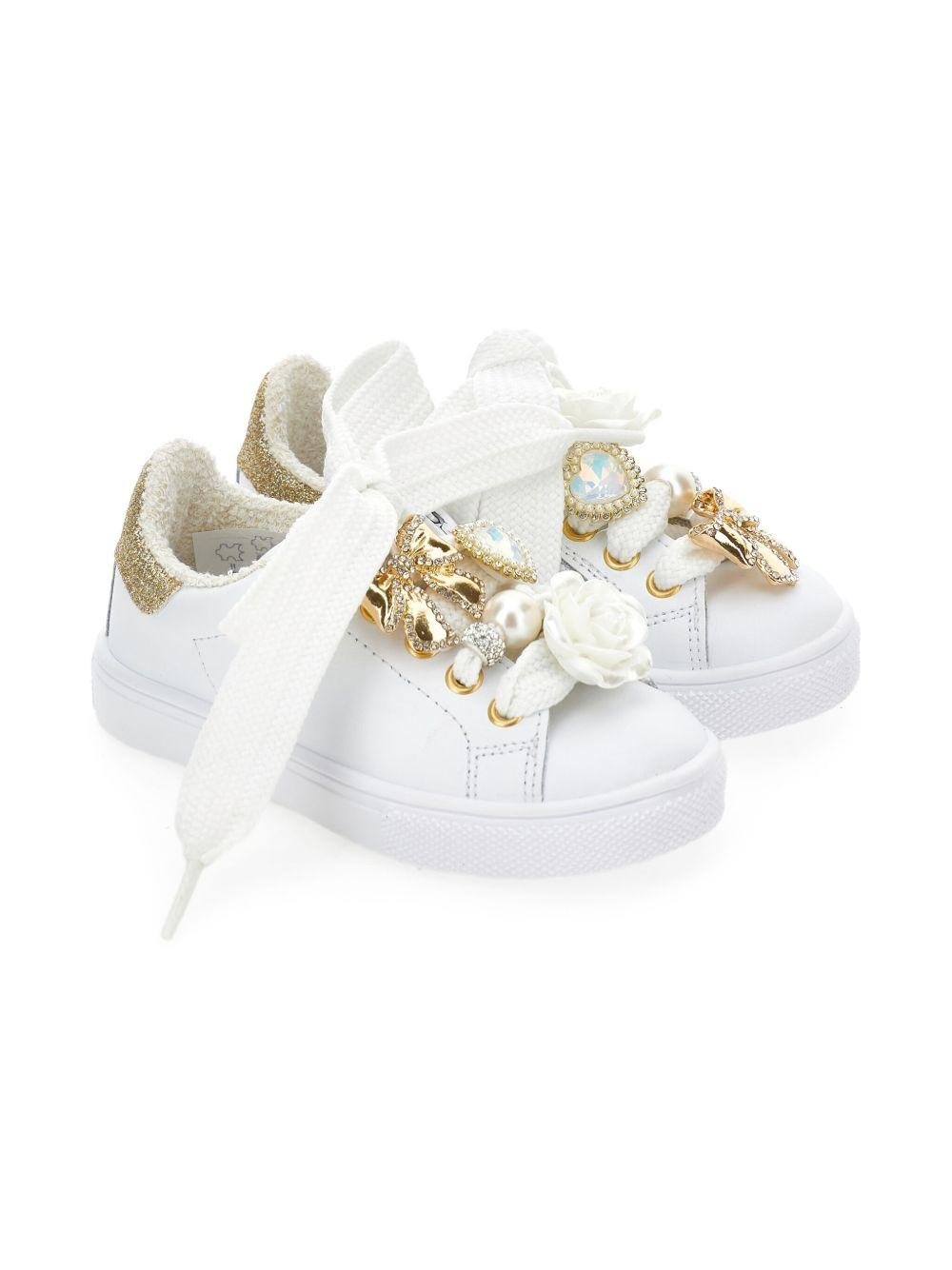Sneakers per bambina Monnalisa bianche con applicazione floreale - Rubino Kids