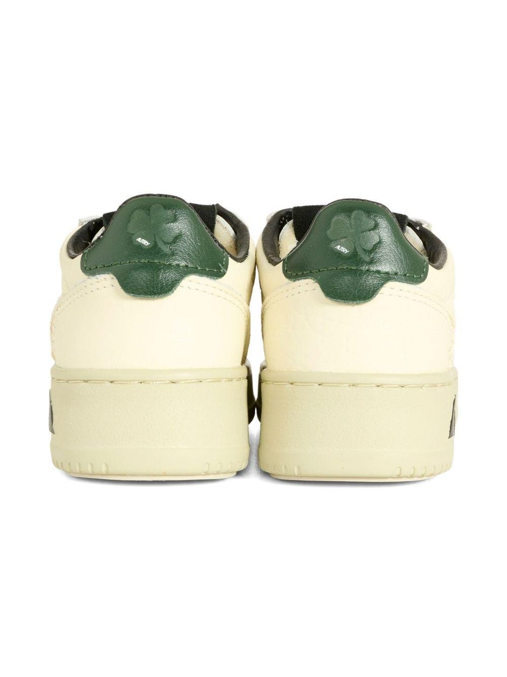Sneakers per bambini Autry Kids bianco in pelle traforata Medalist - Rubino Kids