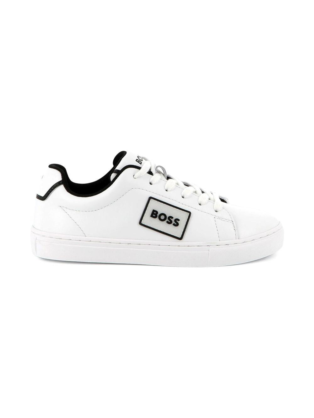 Sneakers per bambino BOSS Kids bianche con dettaglio con placca con logo - Rubino Kids