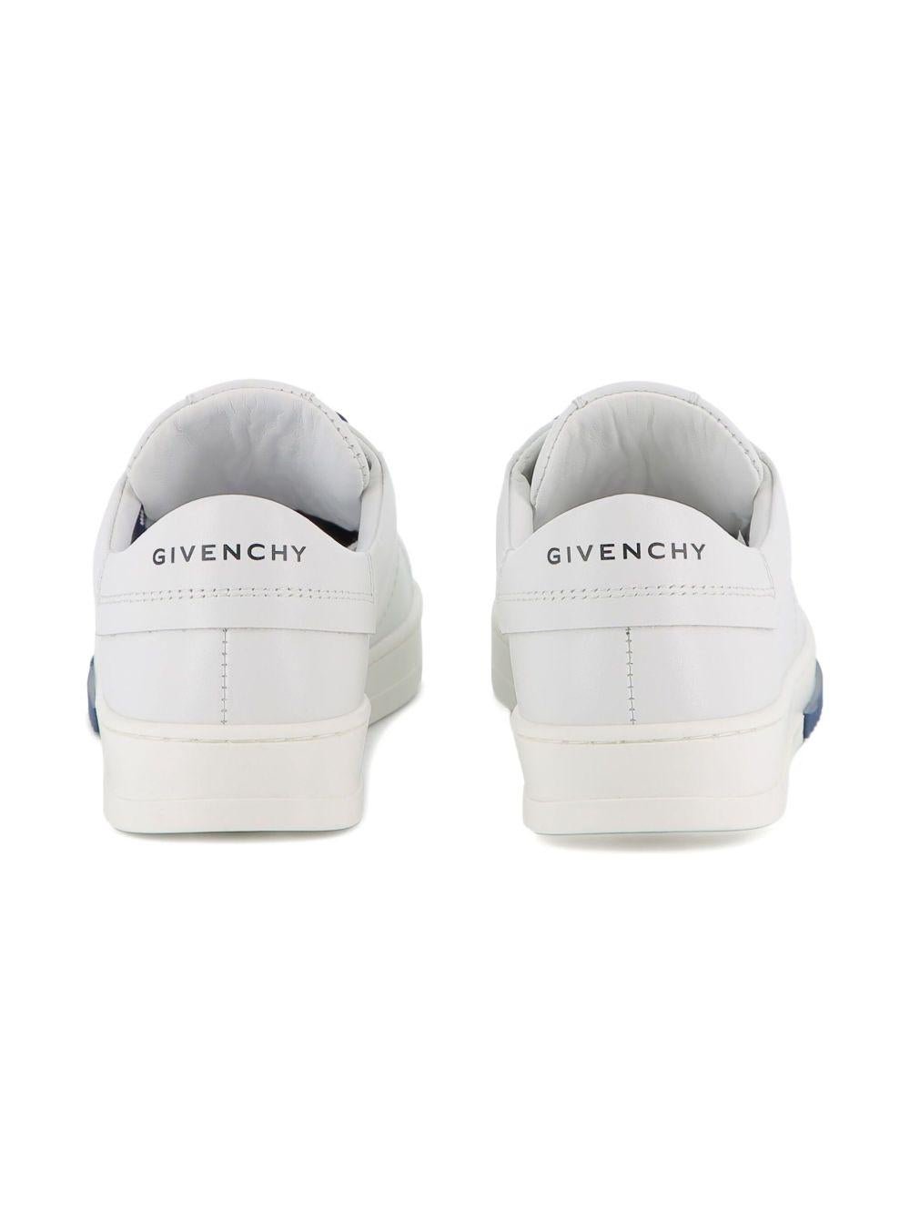 Sneakers per bambino Givenchy Kids bianche con logo goffrato - Rubino Kids
