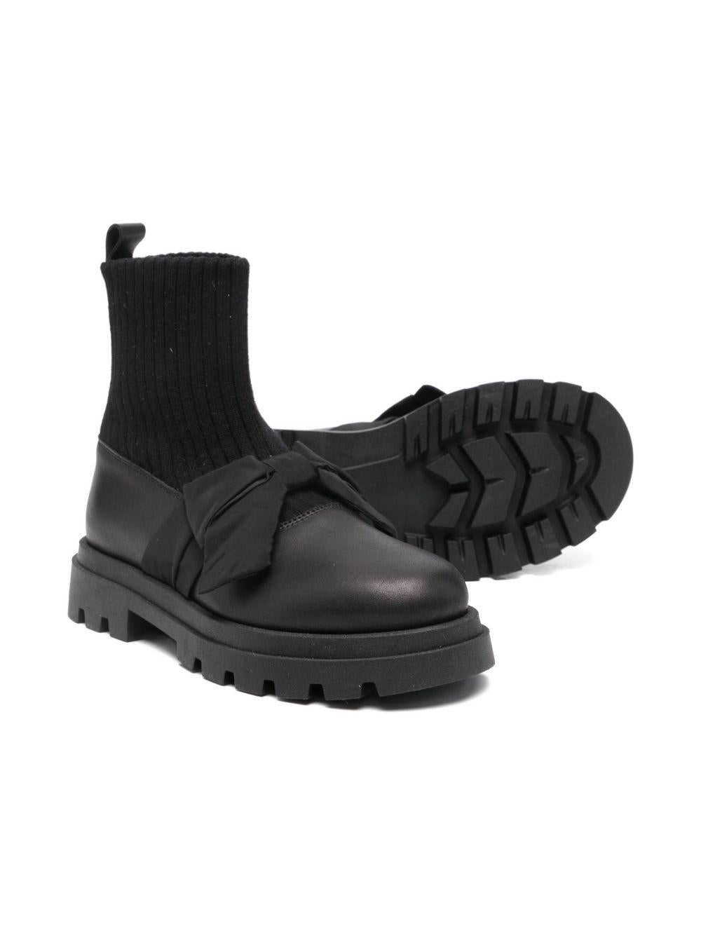 Stivali per bambina Florens neri con fiocco sul davanti - Rubino Kids