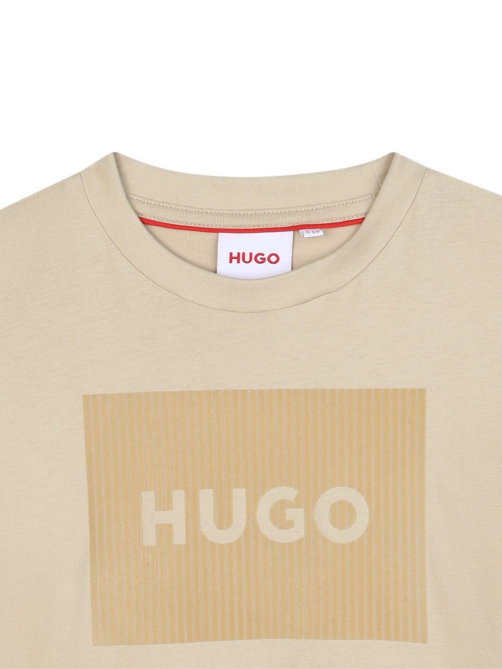 T-shirt per bambino Hugo Kids beige con applicazione logo - Rubino Kids
