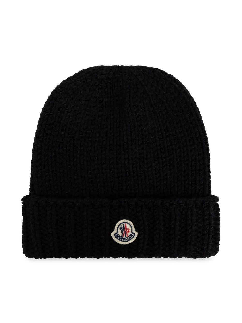 Berretto per bambini Moncler Enfant nero con applicazione frontale con logo - Rubino Kids