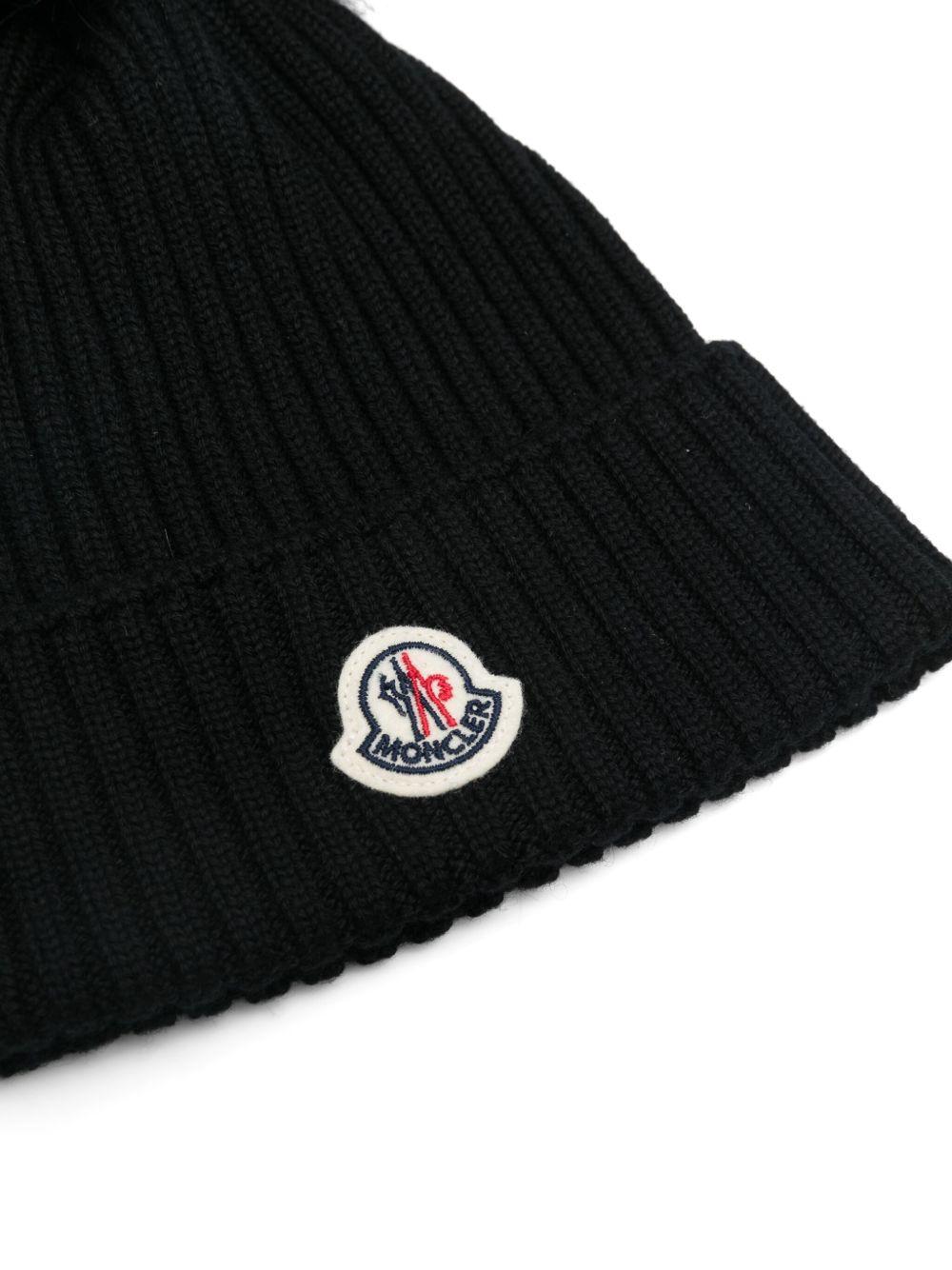 Berretto per bambini Moncler Enfant nero in tricot con pompon - Rubino Kids