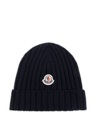 Berretto per neonato Moncler Enfant blu con toppa con logo - Rubino Kids