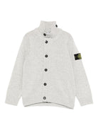 Cardigan per bambino Stone Island Junior grigia a collo alto con bottoni - Rubino Kids