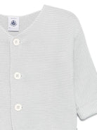 Cardigan per neonati Petit Bateau grigio lavorato a maglia con bottoni sul davanti - Rubino Kids