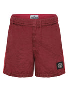 Costume da bagno per bambino Stone Island Junior rosso con applicazione logo sulla gamba - Rubino Kids