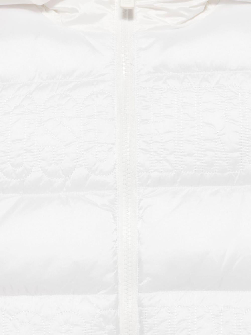 Giubbino con ricamo per bambina Moschino Kids bianco con design imbottito - Rubino Kids