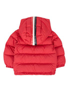 Giubbino per neonato Moncler Enfant rosso con design trapuntato - Rubino Kids