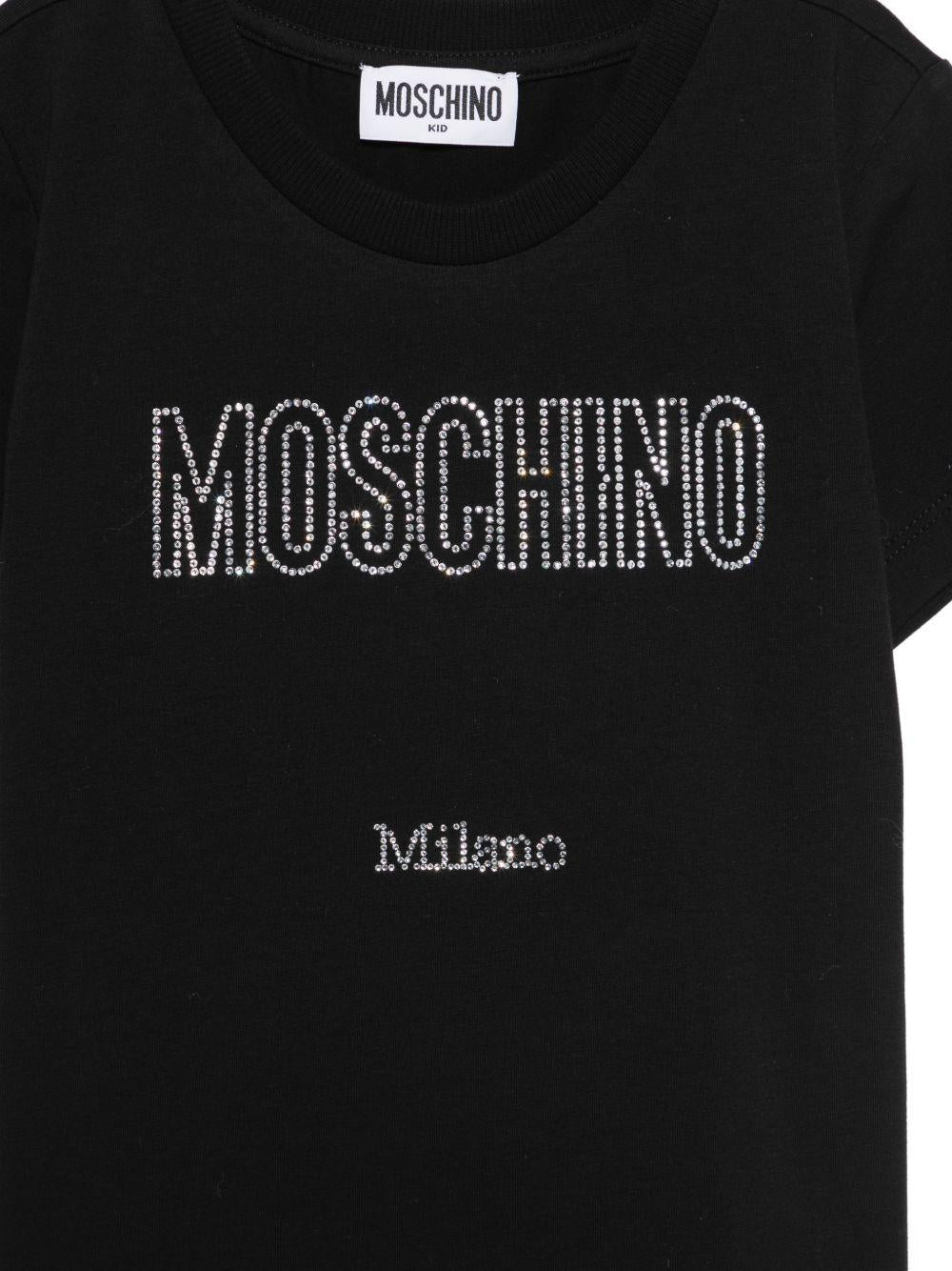 T-shirt per bambina Moschino Kids nera con logo in strass HHM06KLBA10 60100 MOSCHINO KIDS 