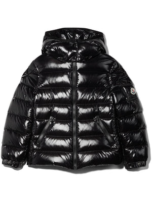 Piumino New Maya per bambino Moncler Enfant nero con applicazione sulla manica con logo