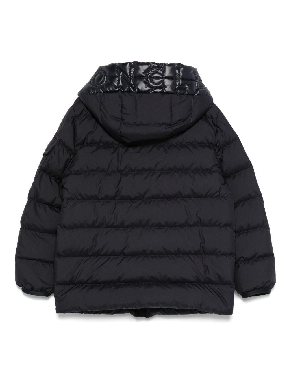 Piumino per bambino Moncler Enfant blu con applicazione - Rubino Kids