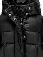 Piumino trapuntato per bambina Monnalisa nero con cappuccio - Rubino Kids