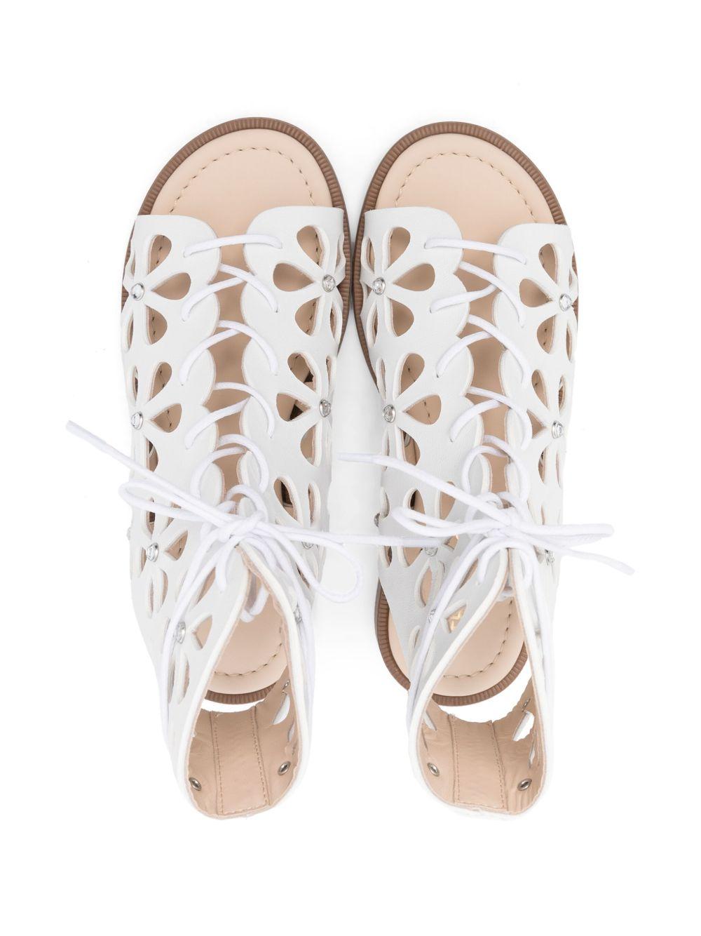 Sandali per bambina Florens bianco a fiori con cut - out - Rubino Kids