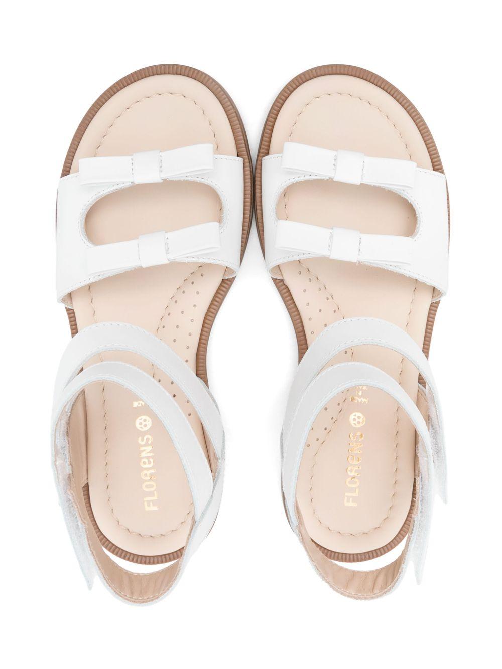 Sandali per bambina Florens bianco con fiocco - Rubino Kids