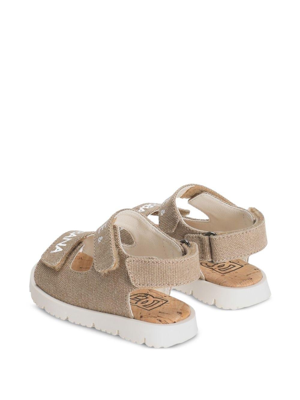 Sandali per bambini Dolce & Gabbana Kids beige con dettaglio logo - Rubino Kids