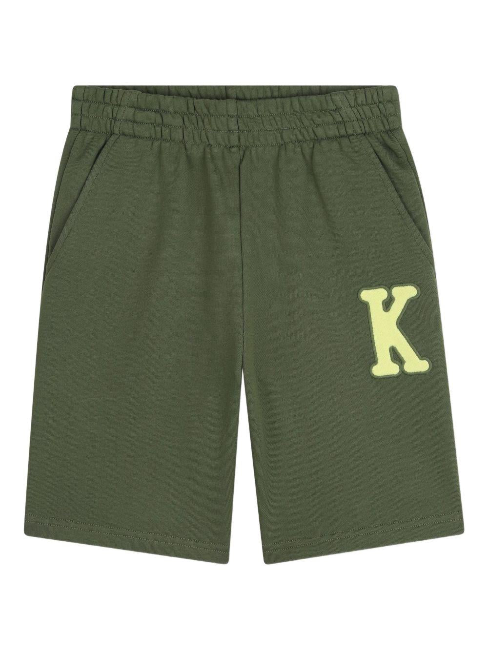 Shorts per bambino Kenzo Kids verde con motivo applicato - Rubino Kids