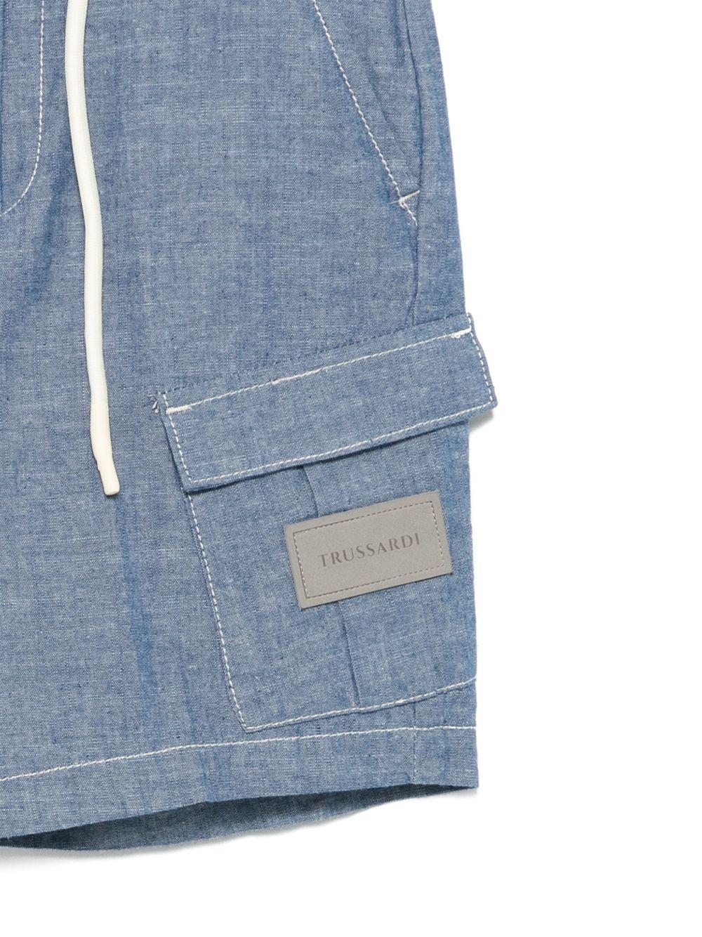 Shorts per bambino Trussardi Junior blu con applicazione logo e due tasche cargo frontali - Rubino Kids