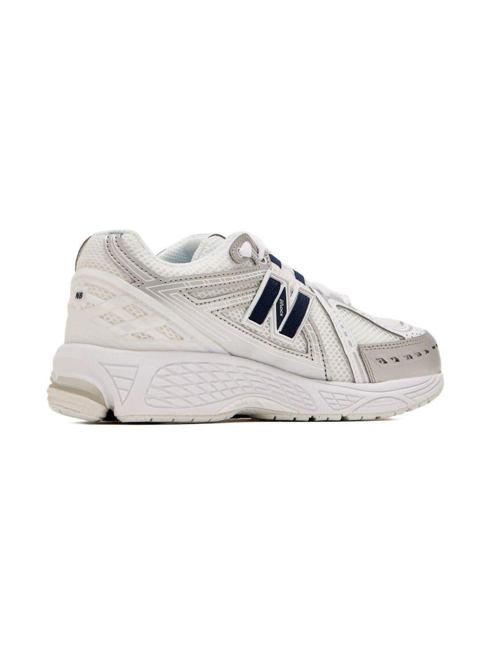 Sneakers 1906 per bambino New Balance Kids bianche con applicazione con logo - Rubino Kids