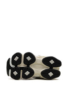 Sneakers 9060 per bambino New Balance Kids grigie con applicazione laterale con logo - Rubino Kids