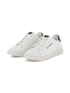 Sneakers in pelle per bambino Karl Lagerfeld Kids bianche con lacci e dettaglio con logo - Rubino Kids
