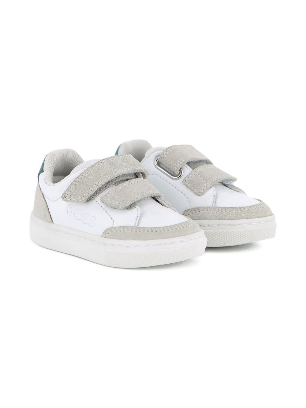Sneakers per bambino Boss Kids bianche con chiusura a strappo - Rubino Kids