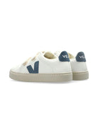 Sneakers per bambino VEJA Kids bianche con applicazione logo - Rubino Kids