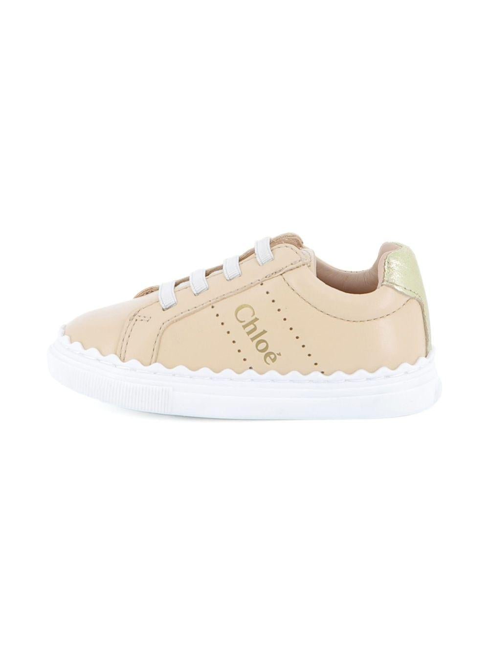Sneakers per neonata Chloé Kids beige con bordo a smerlo - Rubino Kids