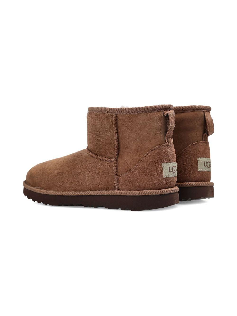 Stivaletti Classic Mini II per bambini UGG Kids beige alti - Rubino Kids