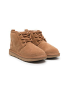 Stivali per bambino UGG Kids beige stringati - Rubino Kids