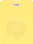 T-shirt per bambini Moschino Kids gialla con logo a spirale sul davanti - Rubino Kids
