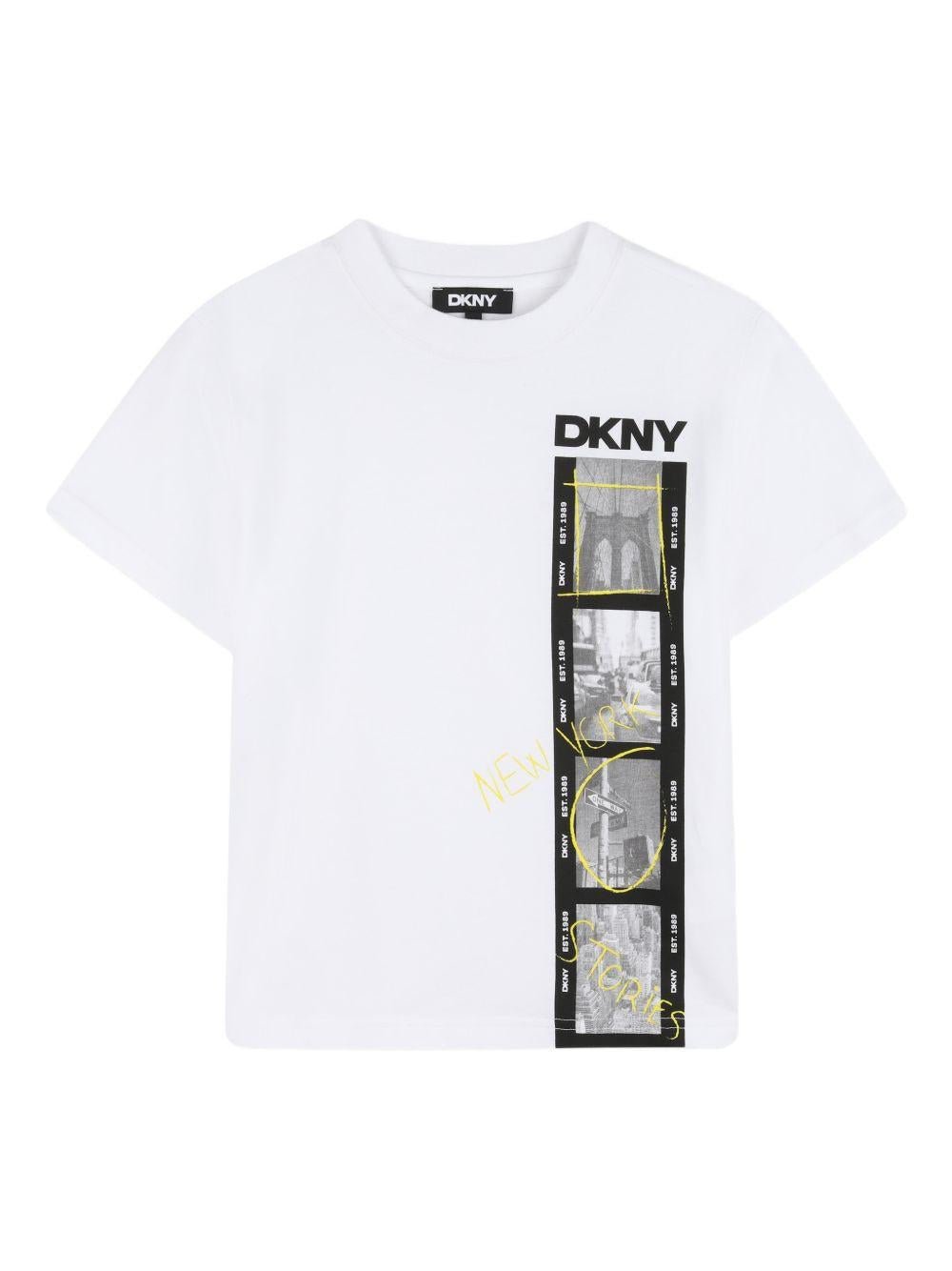 T-shirt per bambino DKNY Kids bianca con stampa grafica sul davanti - Rubino Kids
