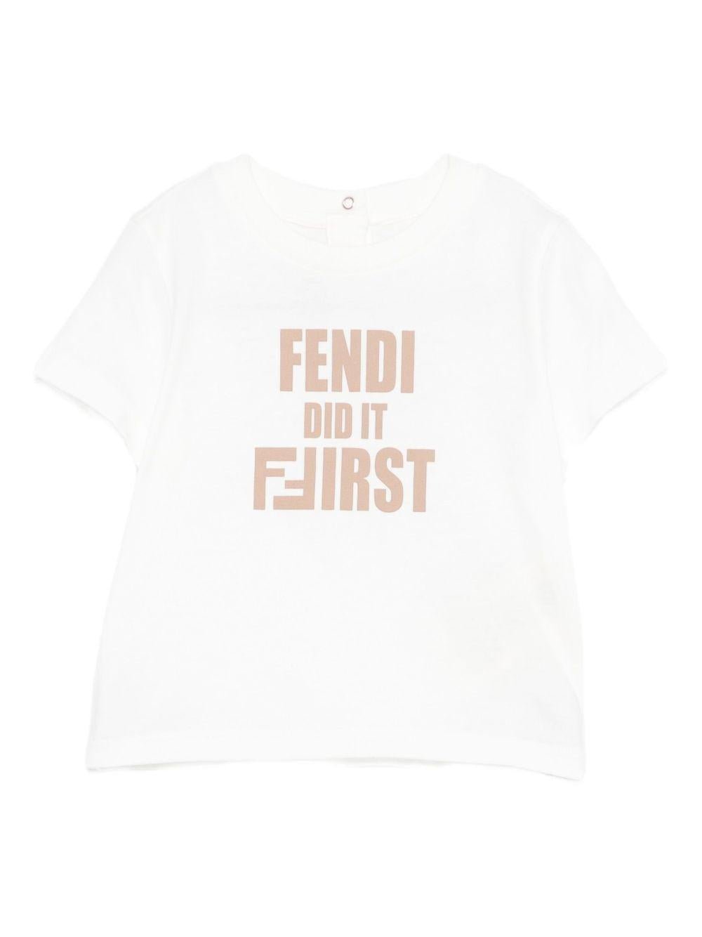 T-shirt per neonati Fendi Kids bianca con stampa del logo - Rubino Kids