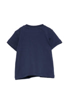 T-shirt per neonati Moschino Kids blu con logo sul davanti - Rubino Kids