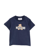 T-shirt per neonati Moschino Kids blu con logo sul davanti - Rubino Kids